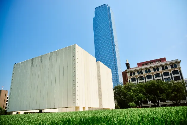 鄰近University of North Texas at Dallas的酒店