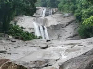 プロムローク滝