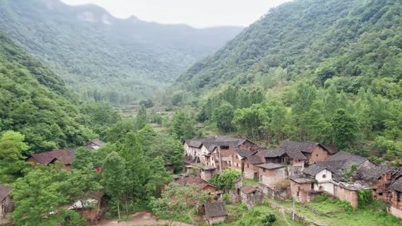 Manyun Village