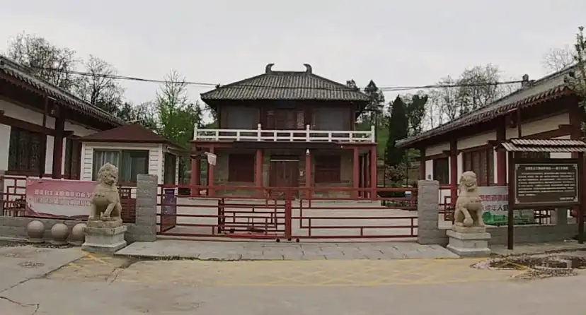 Hotels near Xiaowangzhuang Han Tomb