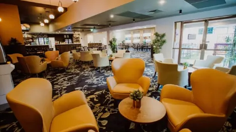 Deception Bay Tavern in เรดคลิฟ