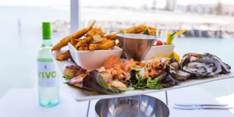 Sammy's On The Marina