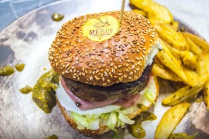 SeiGradi Steakhouse Hamburgeria
