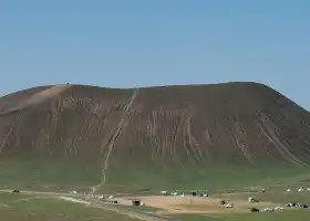 星遇火山露營地