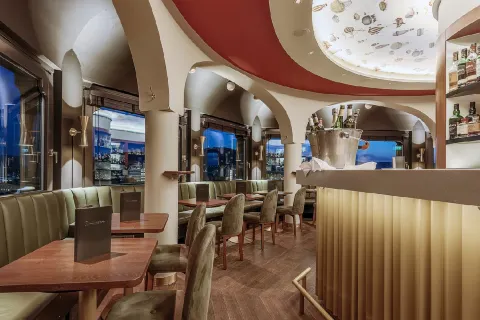 Jules Verne Panoramabar