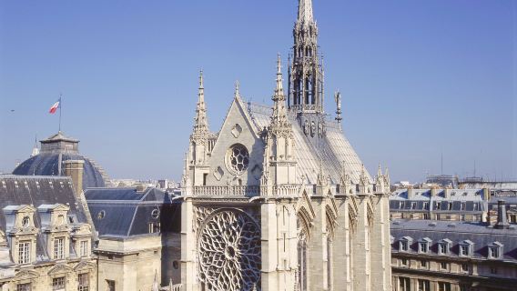 巴黎+楓丹白露宮+楓丹白露森林+聖禮拜堂一日遊【中文專車接送