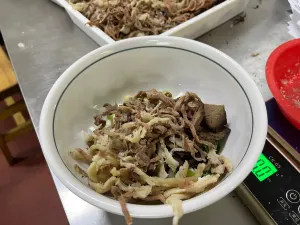 LONG LIN LU DI YI GU NIU ROU SHANG