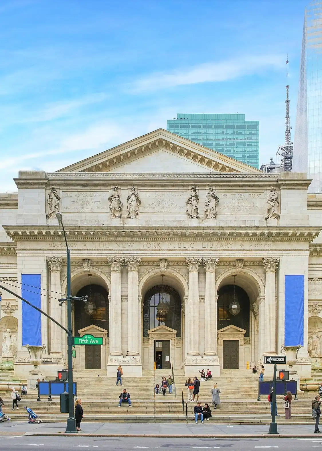 โรงแรมใกล้หอสมุดประชาชนนิวยอร์ก