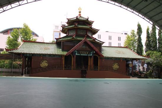Masjid cheng ho surabaya