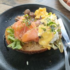 Cafe at Lewers User Photo