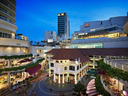 Gurney Paragon Mall