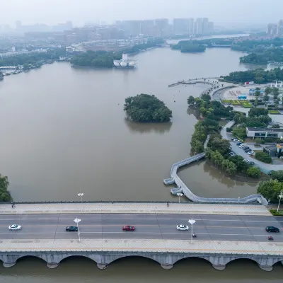 โรงแรมวิวทะเลในผิงหู