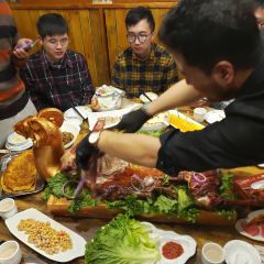 Halal·Dong La black charcoal Roast Lamb Leg (Shitong·guoji branch) User Photo