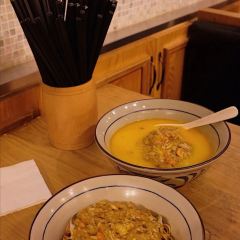 蟹黄鱼(外滩中央旗舰店) User Photo