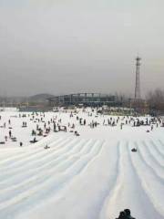 邢台玉泉山康年飯店·滑雪游泳館