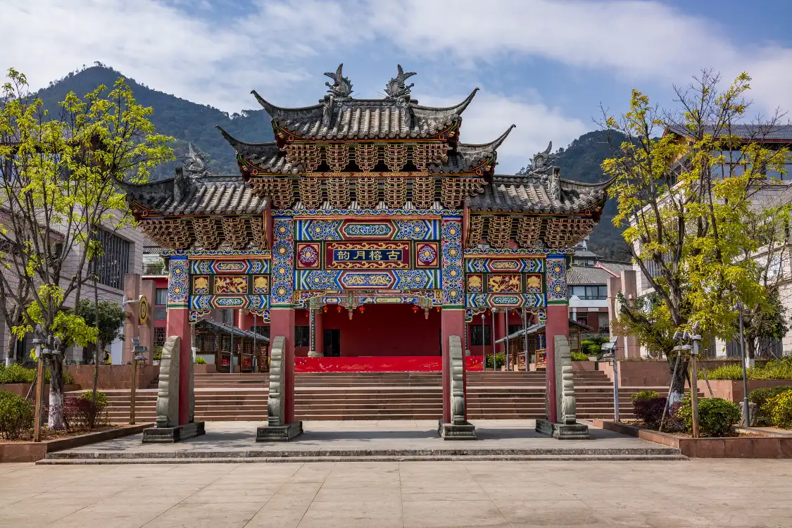 Các khách sạn gần Moonlight Customs Town