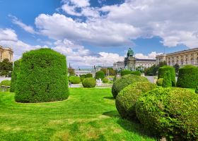 Hotels near St. Stephen's Cathedral