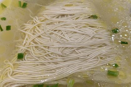 新萬鑫銀絲麵館（方糖店）