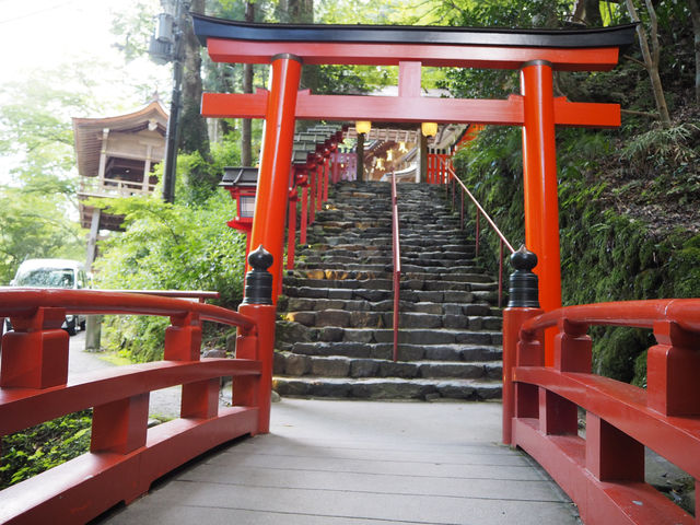 SNS映え間違いなしの「貴船神社」