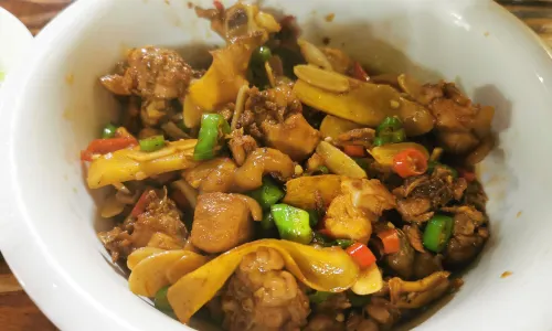 Tujia Wild Vegetable Restaurant (Jinbian Road)