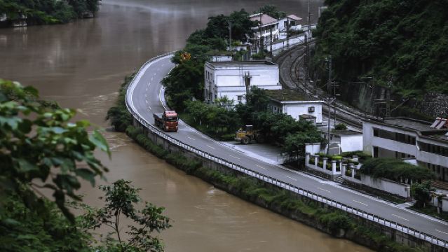 大渡河金口大峽谷景區+古路村一日遊包車純玩遊三環內包接送