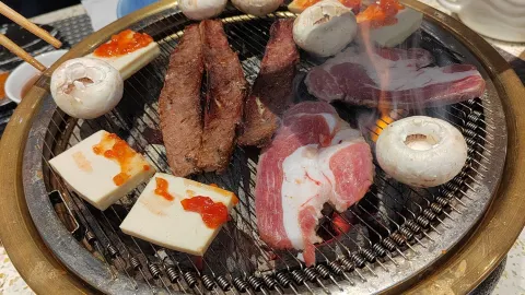 杯客烤鳗馆 in Anshan