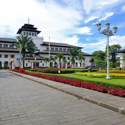 Majalengka Regency 格安航空券