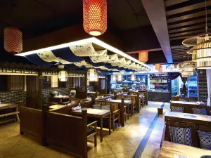 青岩西街食府(青岩店)