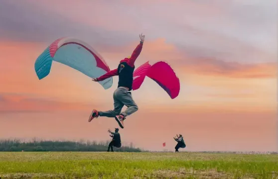 黑麋峯公園九峯山滑翔傘基地滑翔傘套餐大小同價