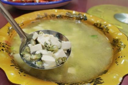 望海潮酒店(墟沟海鲜美食城3号店)