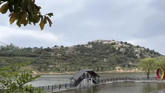 沂蒙山國家地質公園指動石景區