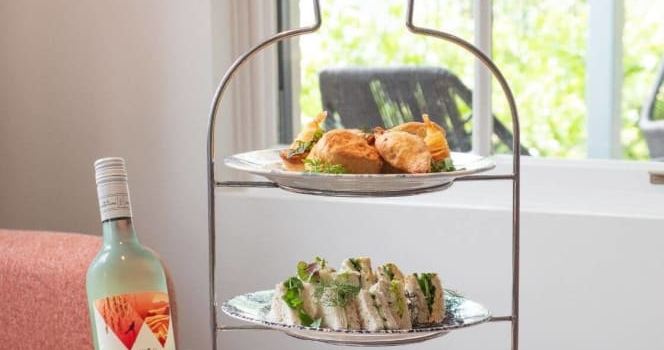 High Tea in the Valley