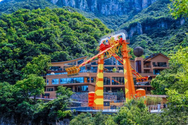 Baoquan Tourist Area, Henan Province - Baoquan Cliff World Scenic Area