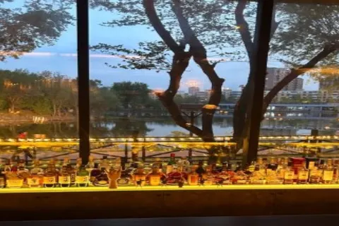 Lakeview