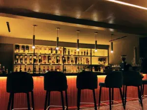 บาร์10ยอดนิยมในลาซา