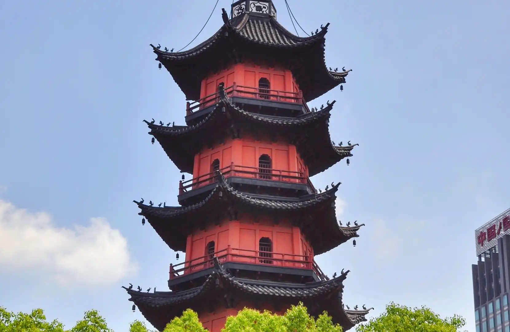 Hotels near Tianfeng Pagoda