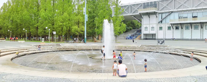 Tsurumi Ryokuchi Park