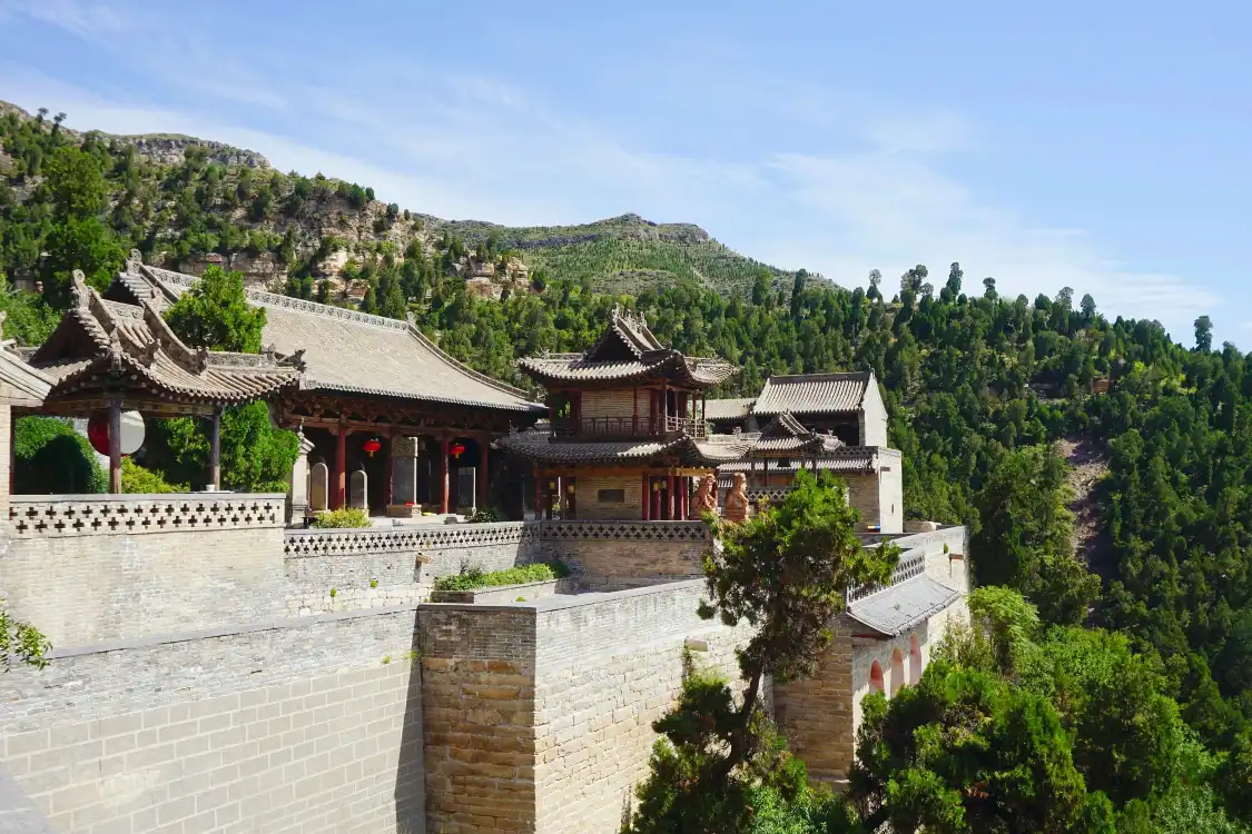 Hotels near An'guo Temple