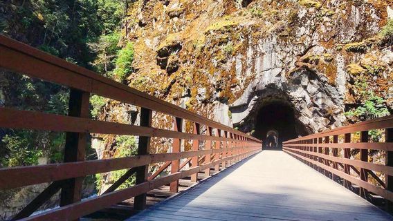 Coquihalla Canyon Provincial Park