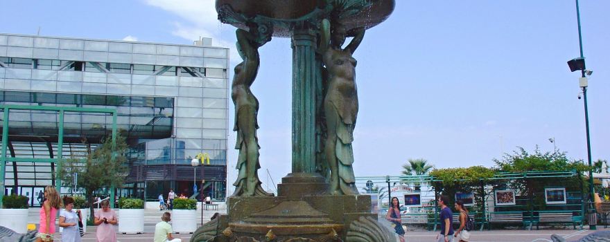 Fontana delle Sirene