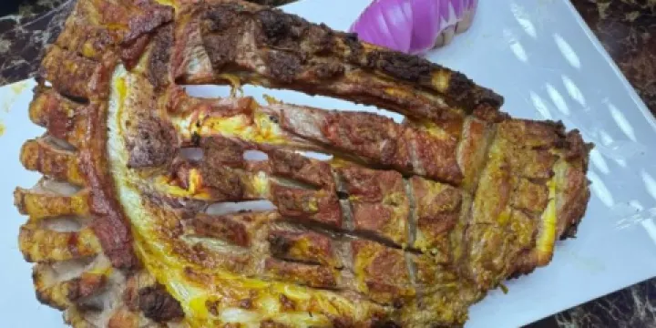 小白餐飲香來手抓羊肉美食燒烤城