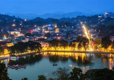 Kandy Lake