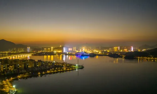 huang shi ci hu sheng ji feng jing ming sheng qu