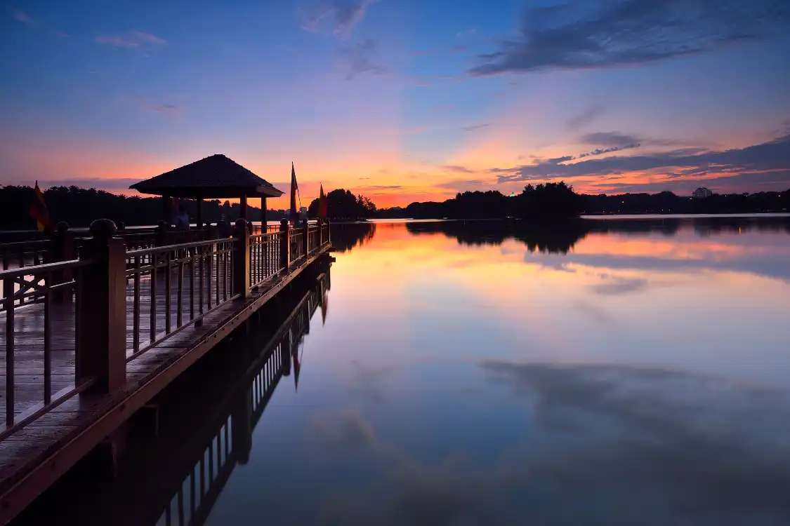 Hotels near Putrajaya Wetlands Park