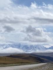 Glacier of Youyi Peak