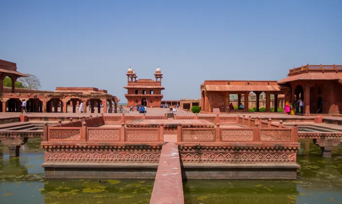Hotels in Ghaziabad With Gyms