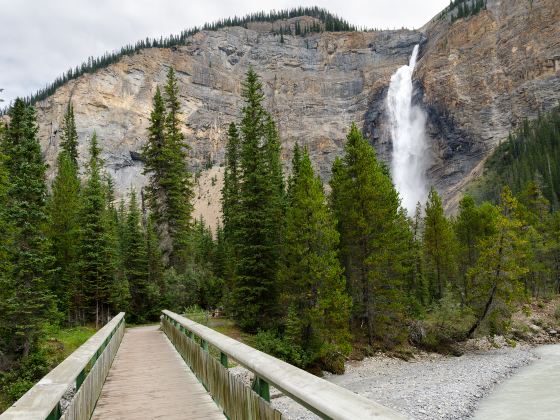 Takakkaw Falls