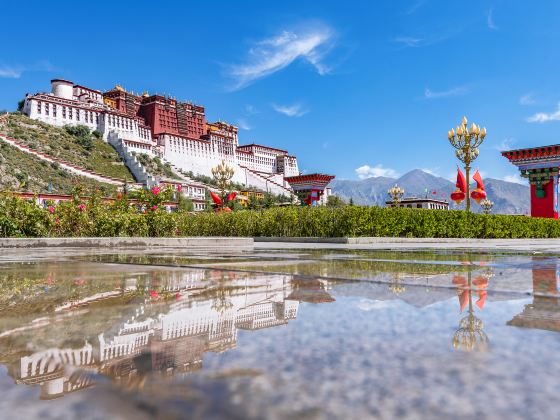 Potala Palace Square