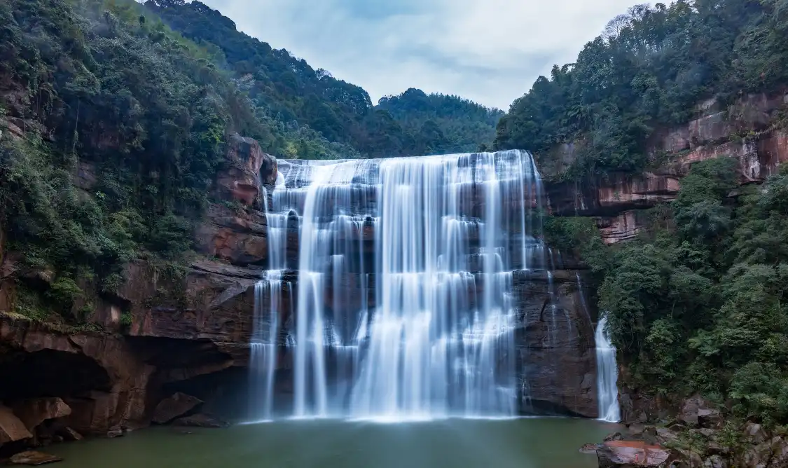 Hotels near Chishui Waterfalls