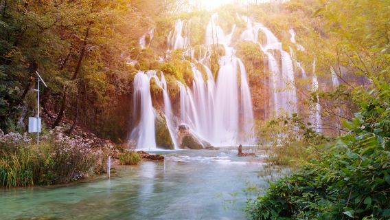 Plitvice Lakes National Park, Warning Tower, and Klovicevi Dvori Gallery one-day tour